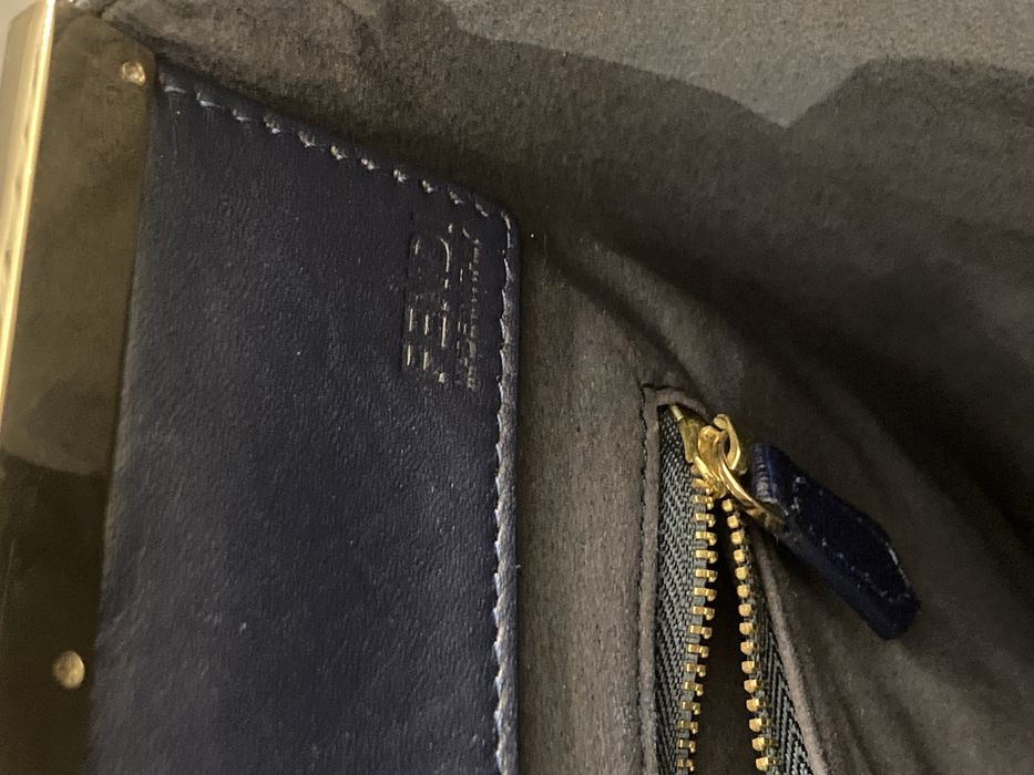 FENDI Оригинална чанта