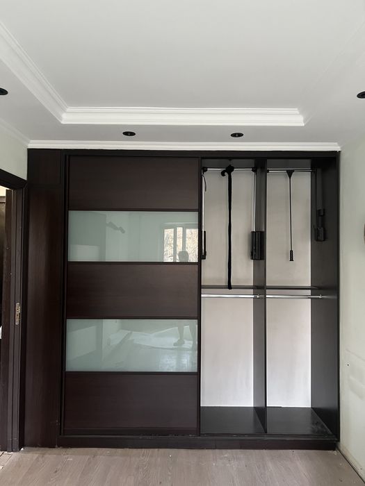 Шкаф гардеробный