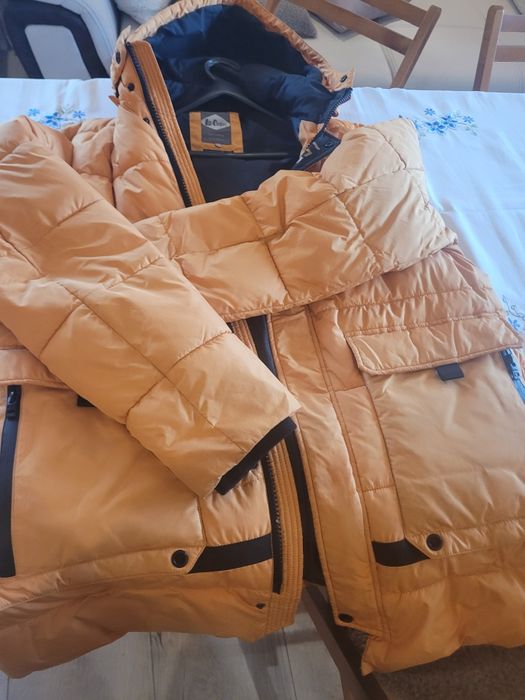 Vand geaca barbat / adolescent xl - 3bucati