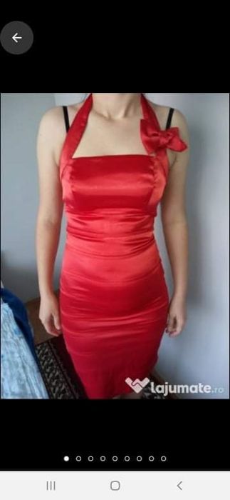 4 rochii stare impecabila