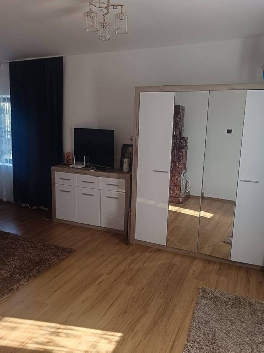 Vand casa in Sarateni