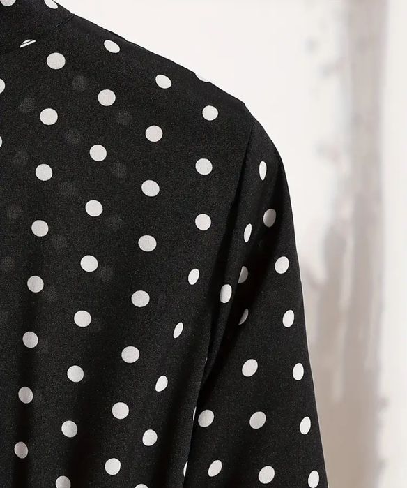 Платье в горошек