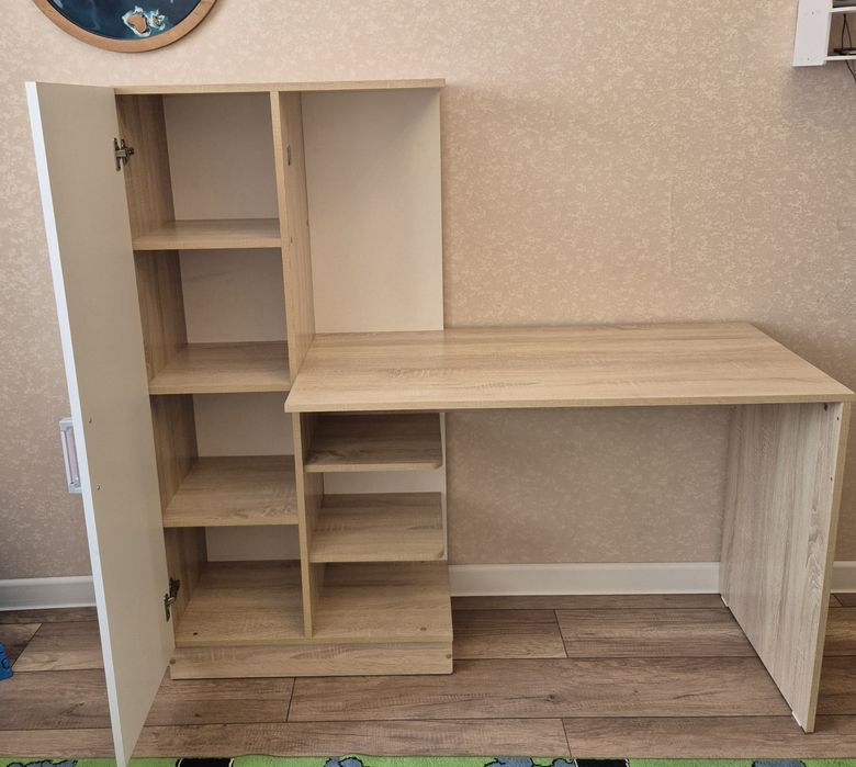 Продам компьютерный стол