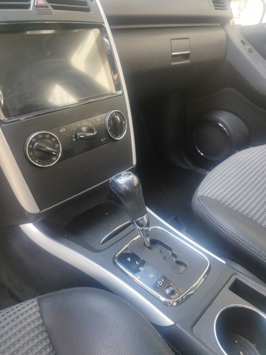 Лек автомобил Мерцедес