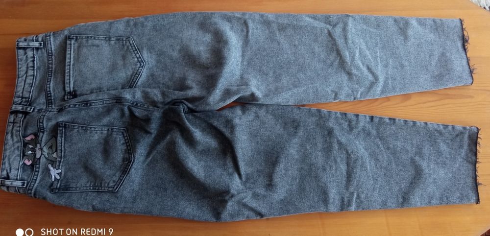 Дънки 26 размер . Графит цвят .