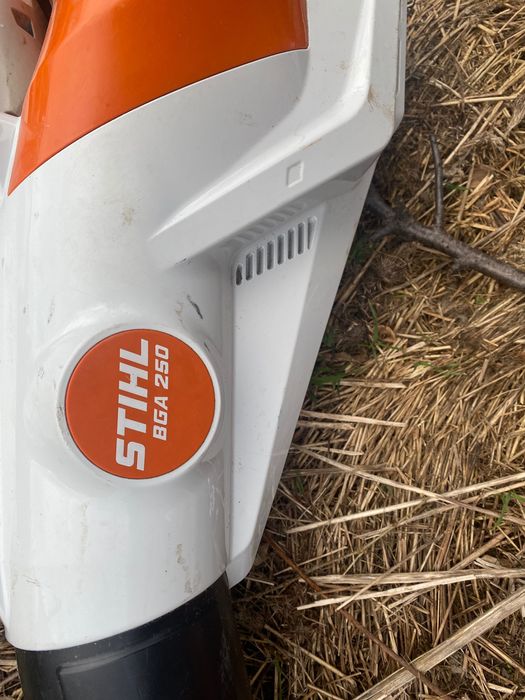Corpuri STIHL pt gard viu și suflata