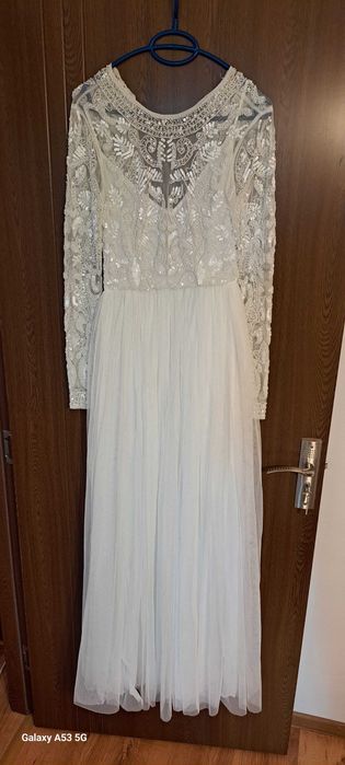 Rochie de mireasa Asos, tul si margele, marimea 36