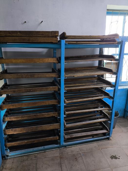 Продам стеллаж для хлебо и буличных изделий