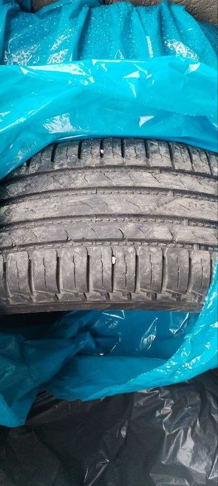 Vând anvelope de vară 235/55 R17