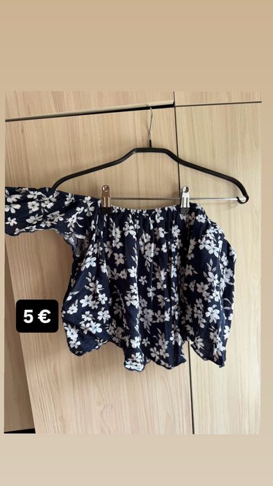 Разпродажба на дрехи