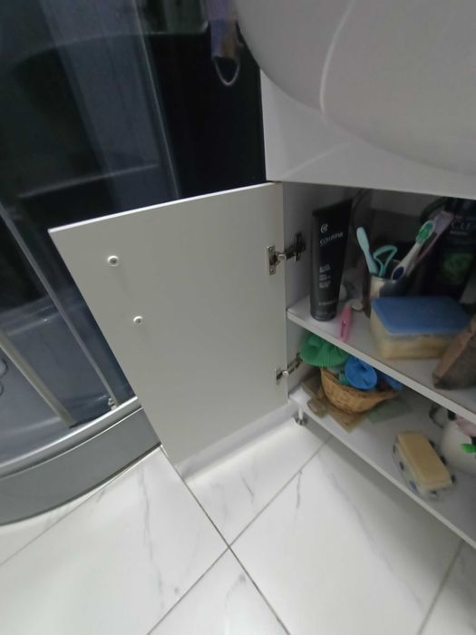 Продам тумбу с раковиной