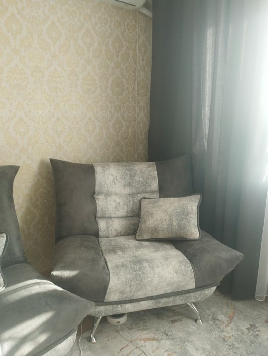 Диван с креслами