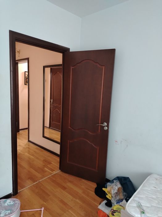 Деревянные двери 9шт