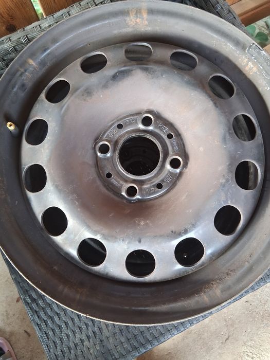 Jante otel R15 cu capace originale pentru Mini