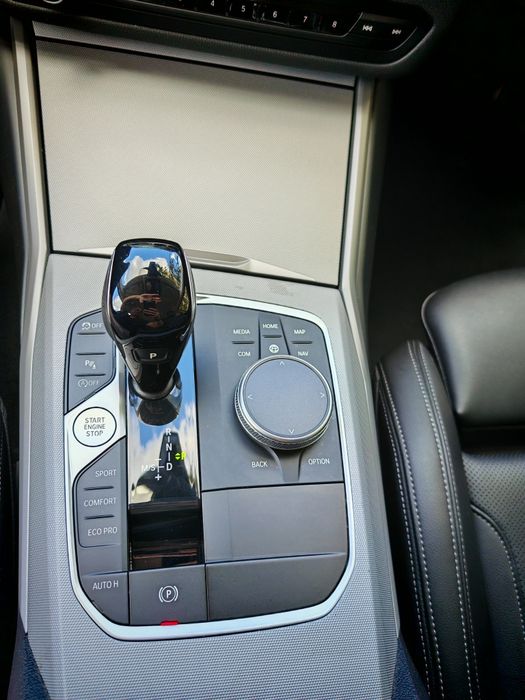 BMW Seria 3 2021 — imagine 4