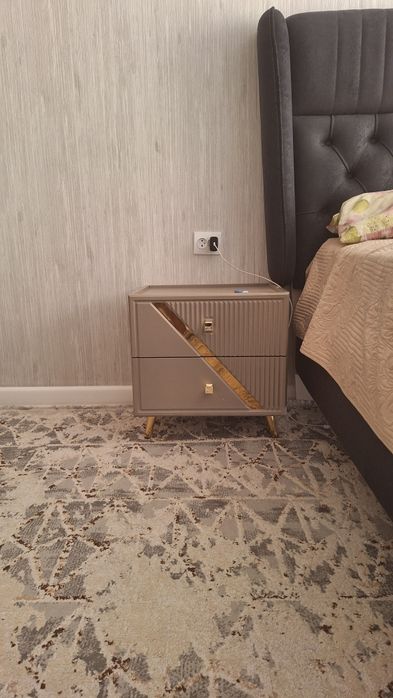 Шифонер и две тумбы