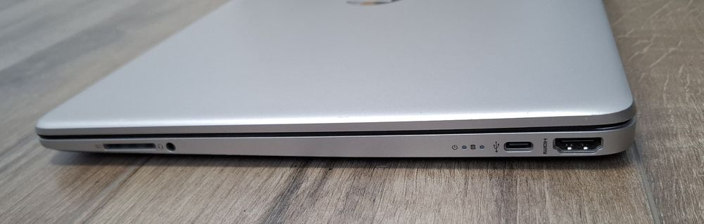 Лаптоп 15,6 " HP 15S | I5 1135G7 | 16GB RAM | 256 SSD