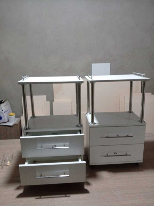 Стульчики и этажерки