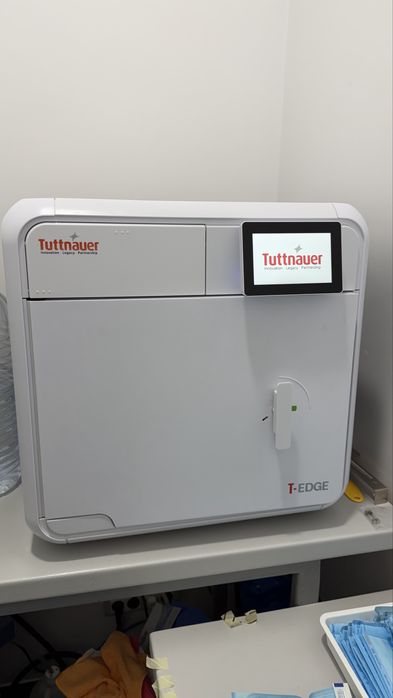 Autoclav Tuttnauer 23 L nou