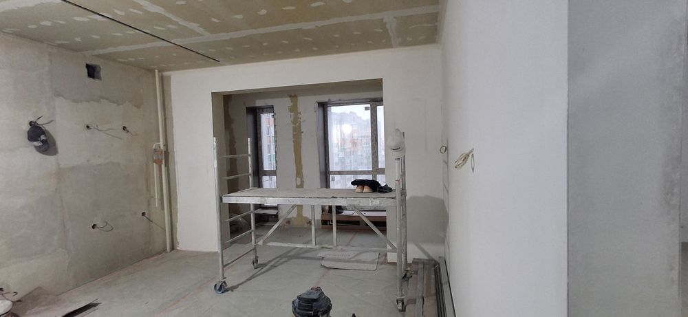 Штукатурка стен, отделка, стяжка, демонтаж, частичный ремонт