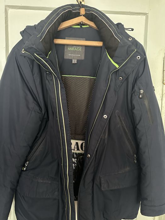 Проам зимнюю куртку 52 размера в хорошем состоянии