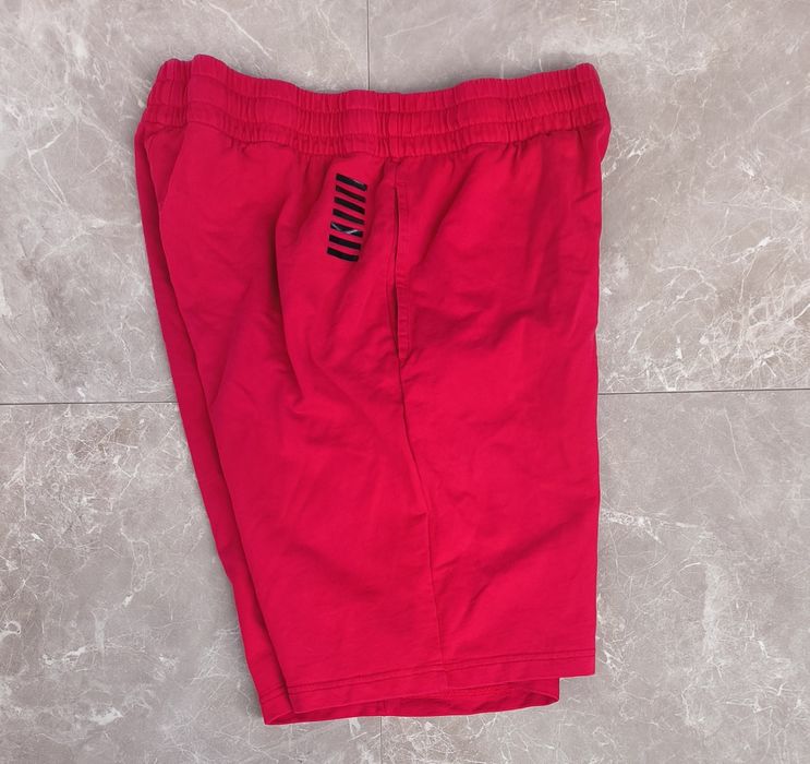 EA7 Emporio Armani къси панталони L