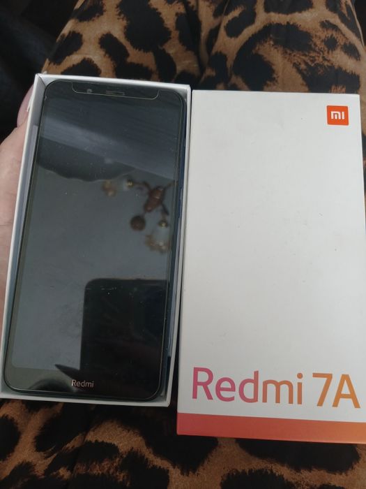 Продам телефон Redmi 7A