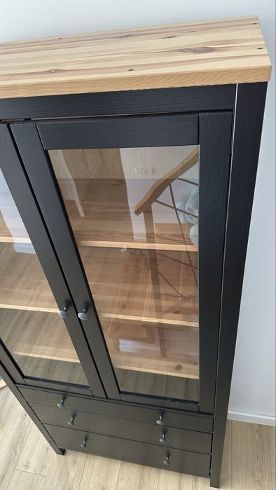 Hemnes  Corp uși sticlă+3 sertare, negru-maro