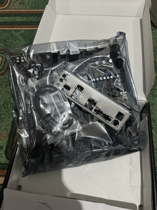 Материнская плата GIGABYTE A520M DS3H