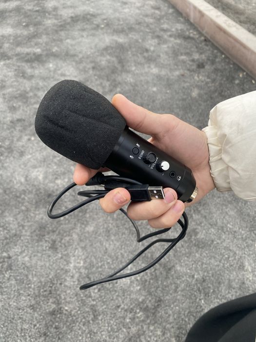 Микрофон б/у срочно