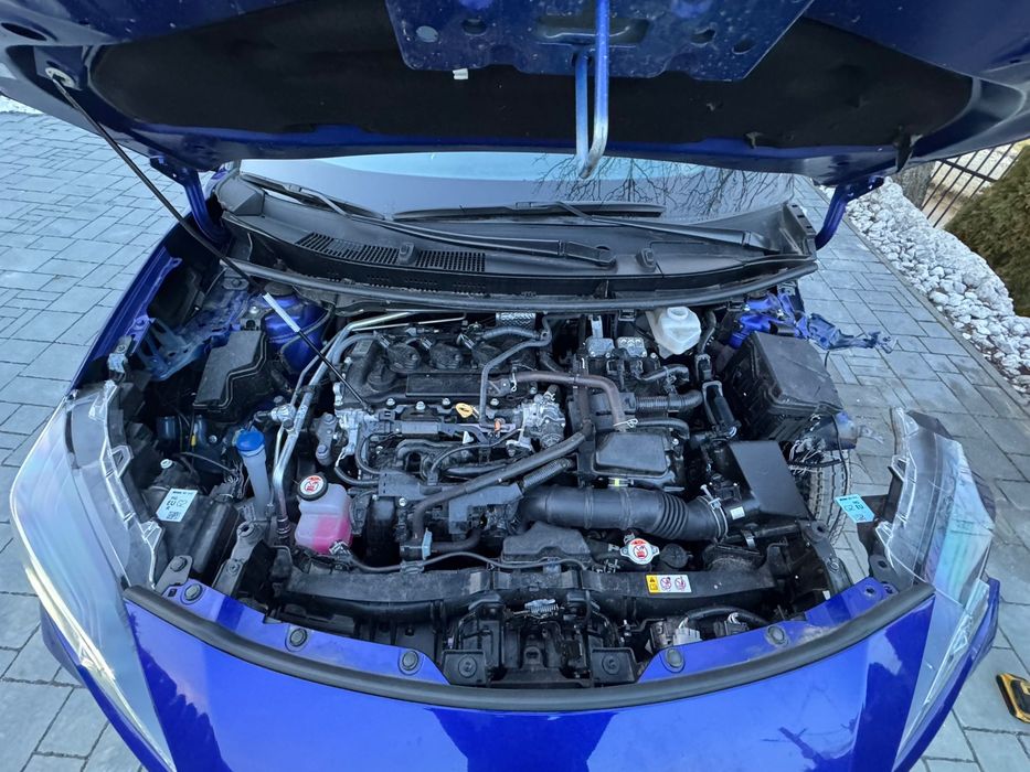 Toyota yaris cross avariat