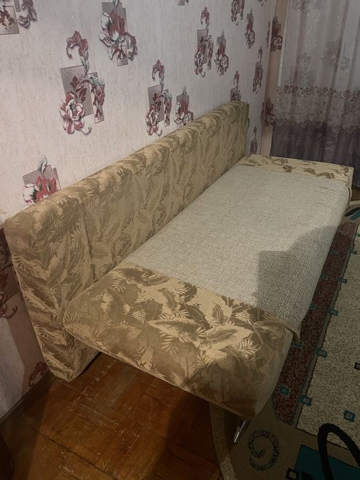 Диваны и кресла в комнаты