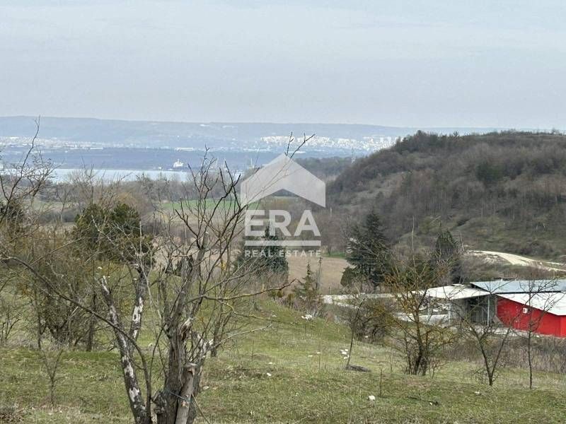 Поземлен имот за продажба с площ 1152 кв.м в село Константиново, облас