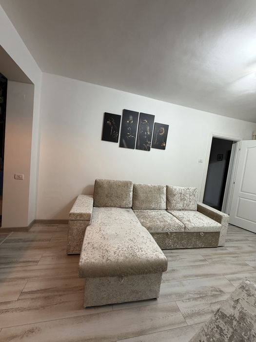 Vând colțar! Preț negociabil!