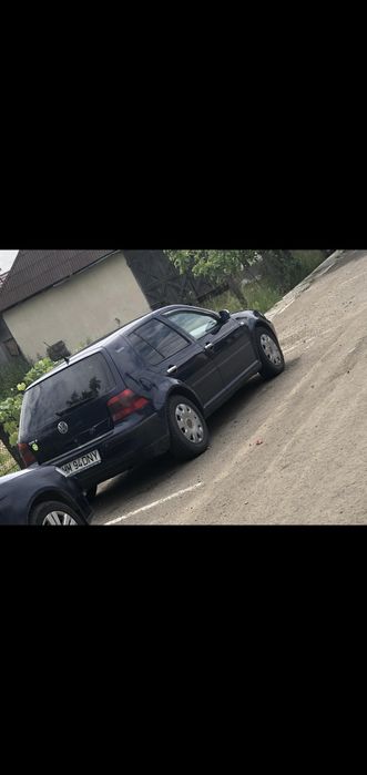 Vând Golf 4 1.4 Benzină