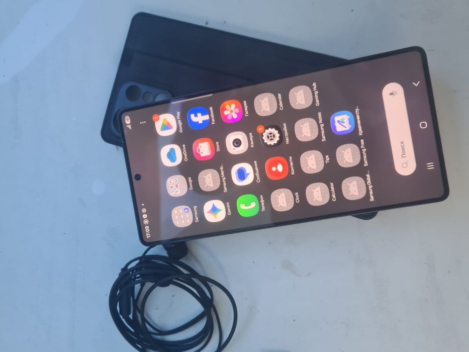 Продам отличный смартфон
