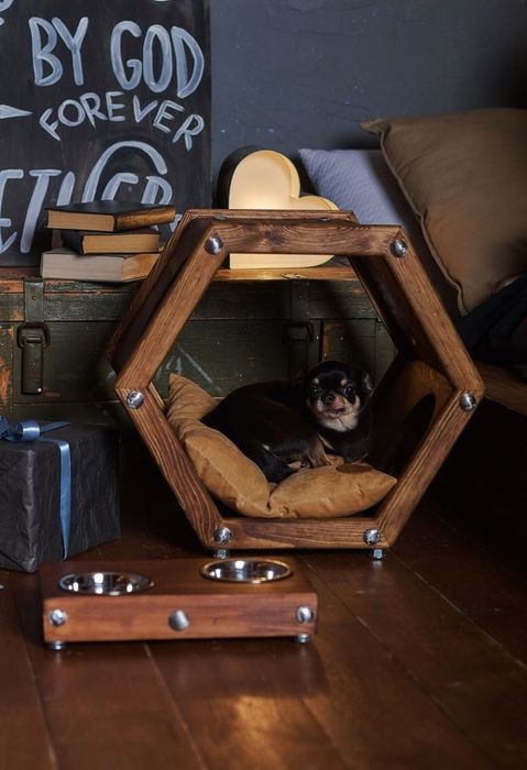 Продам кошачьи лежанки, домики,  будки для собак, стенки для животных