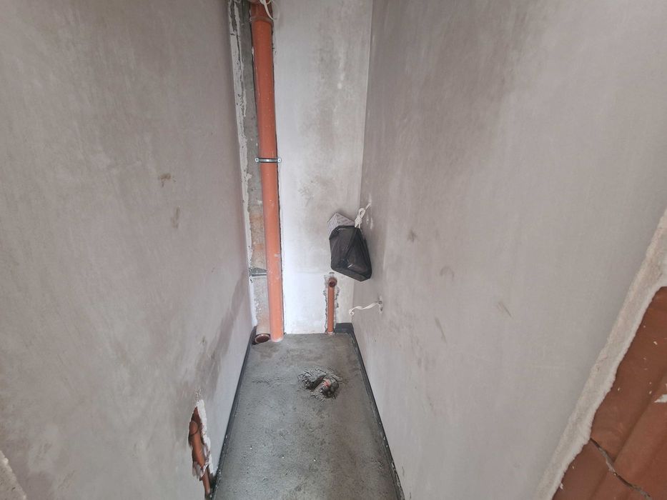 Тристаен апартамент за продажба в кв. Еленово, гр. Благоевград