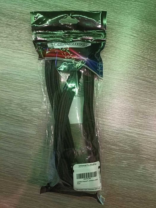 Продам угловой кабель для видеокарты CableMod Universal Pro