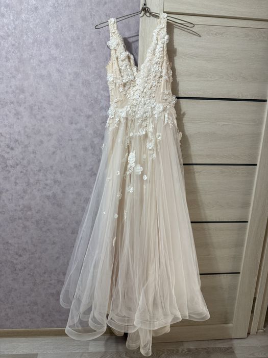 Вечернее платье в пол ручной работы