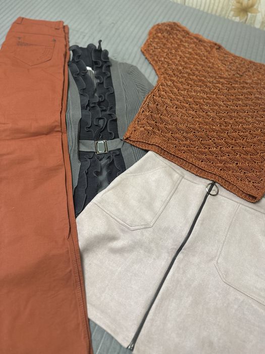 Отдам большой пакет вещей на девушку 42/44