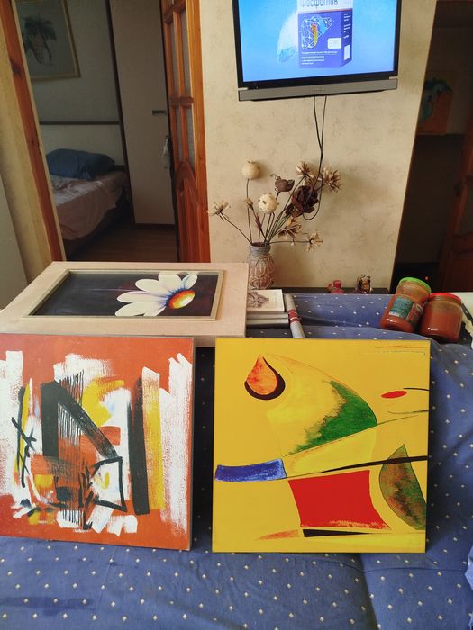 Продам три картины