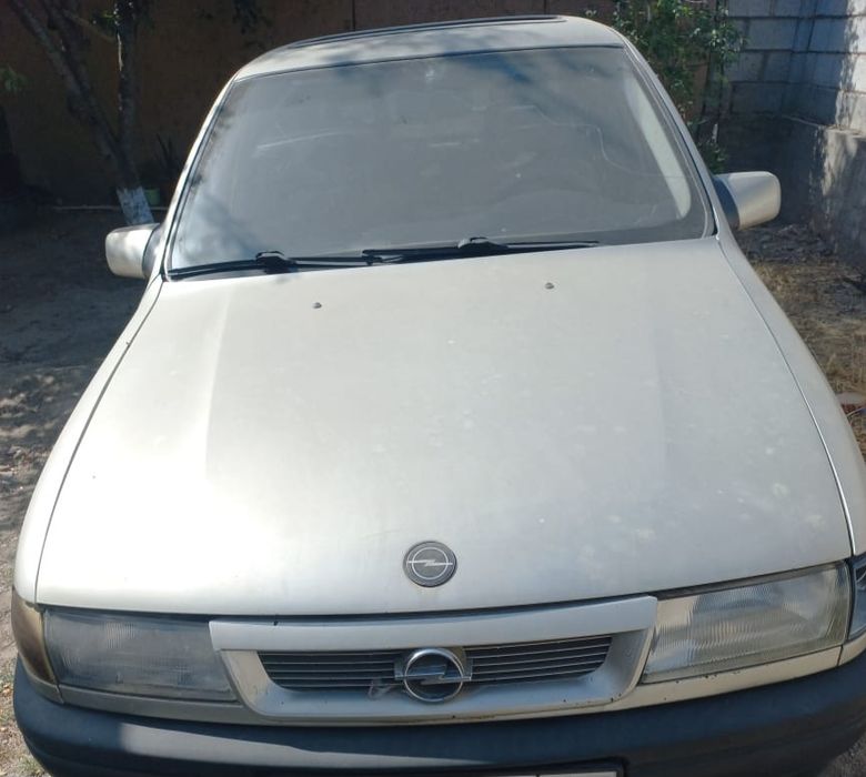 Срочно продаётся Опель.