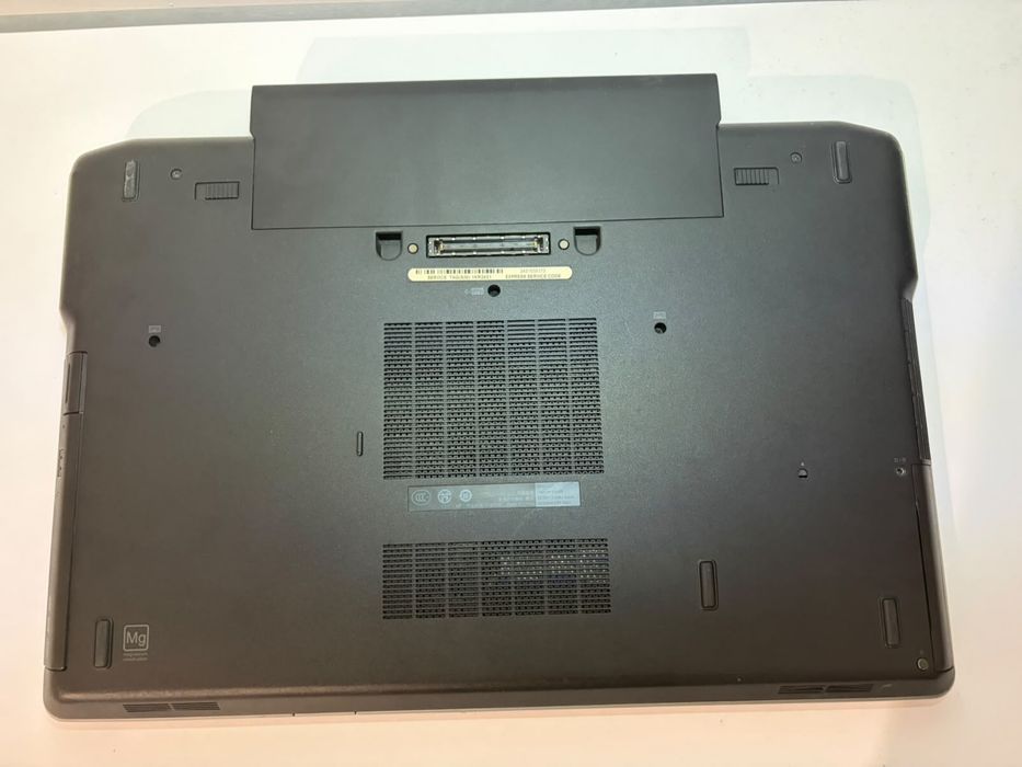 Vand Laptop Dell Latitude E6530 i7 16gb RAM