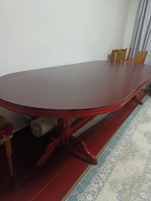 Стол гостинный ...