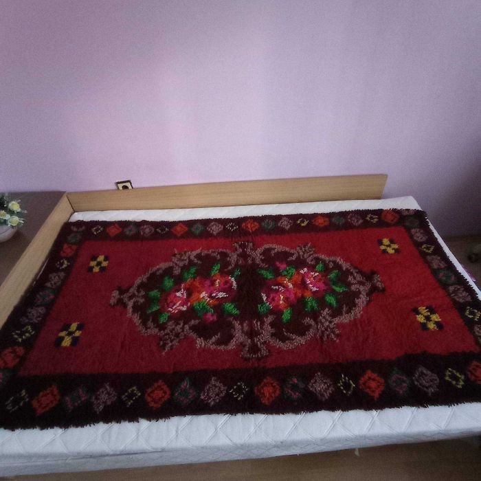 Китеници - ръчно изработени вълнени,  нови