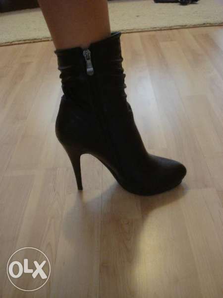 елегантни боти черни