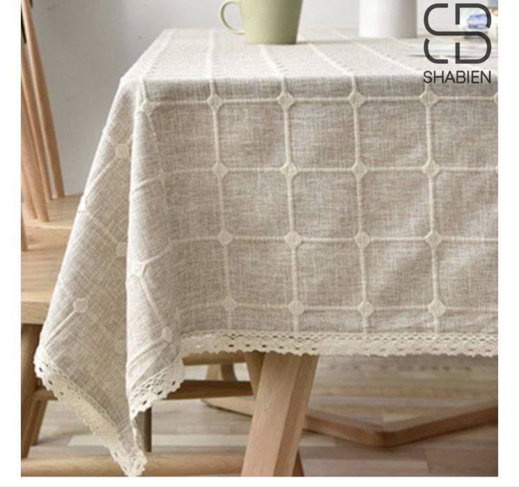 Кухонный стол и 4 стула