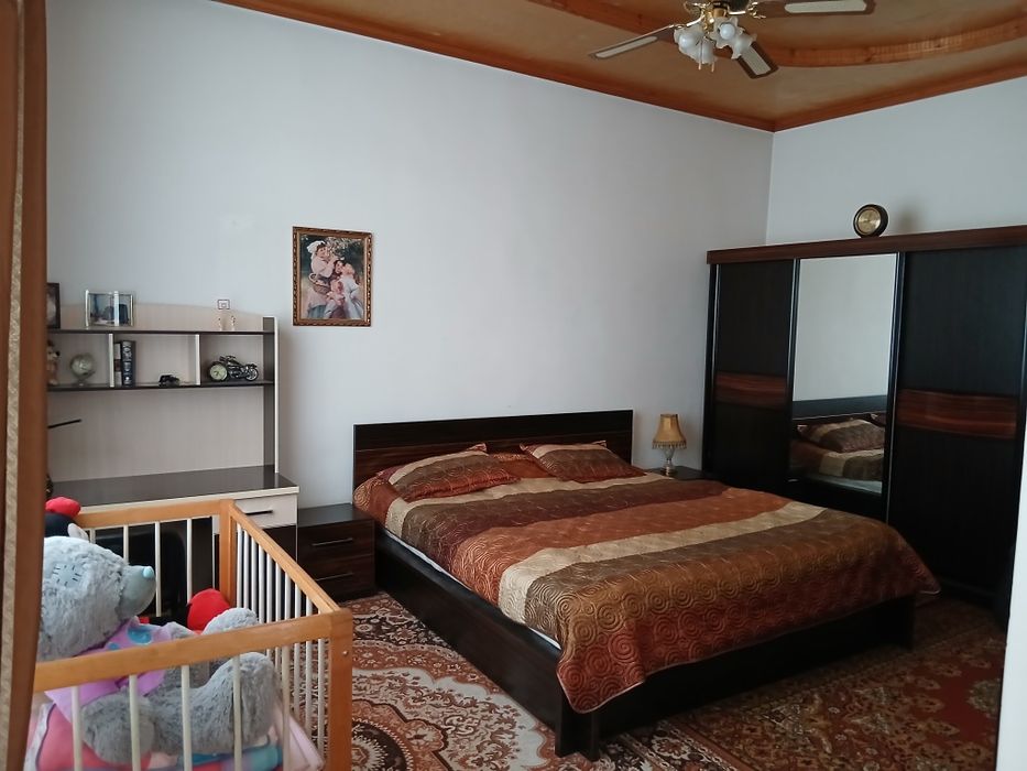 Ховли сотилади, шахар марказидан