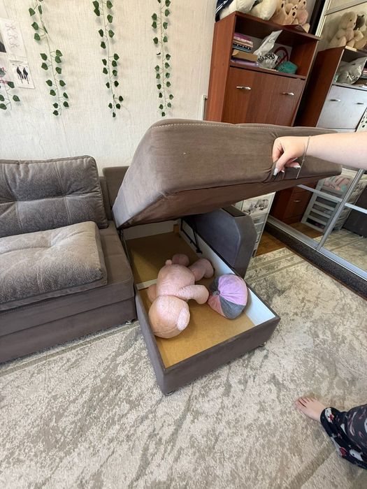 Продам диван в отличном состоянии